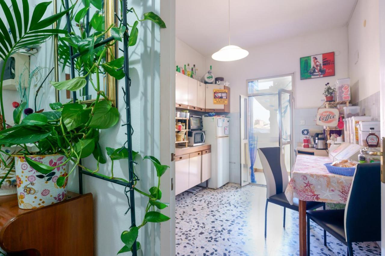 B&B Pothos - Eng Ita - Air Conditioning Wi-Fi Fridge Netflix Local Guide - Aria Condizionata, Frigo, Internet, Guida Locale كالياري المظهر الخارجي الصورة