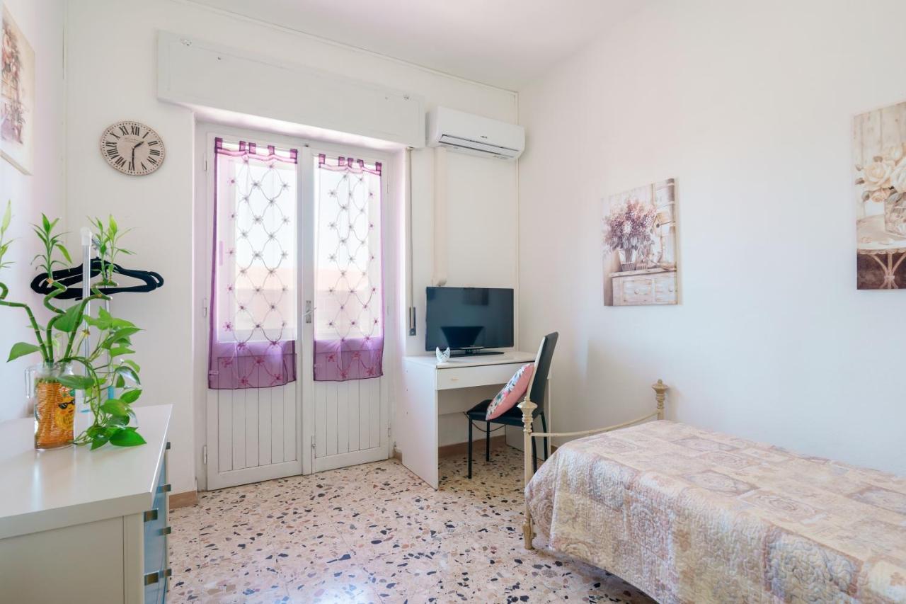 B&B Pothos - Eng Ita - Air Conditioning Wi-Fi Fridge Netflix Local Guide - Aria Condizionata, Frigo, Internet, Guida Locale كالياري المظهر الخارجي الصورة