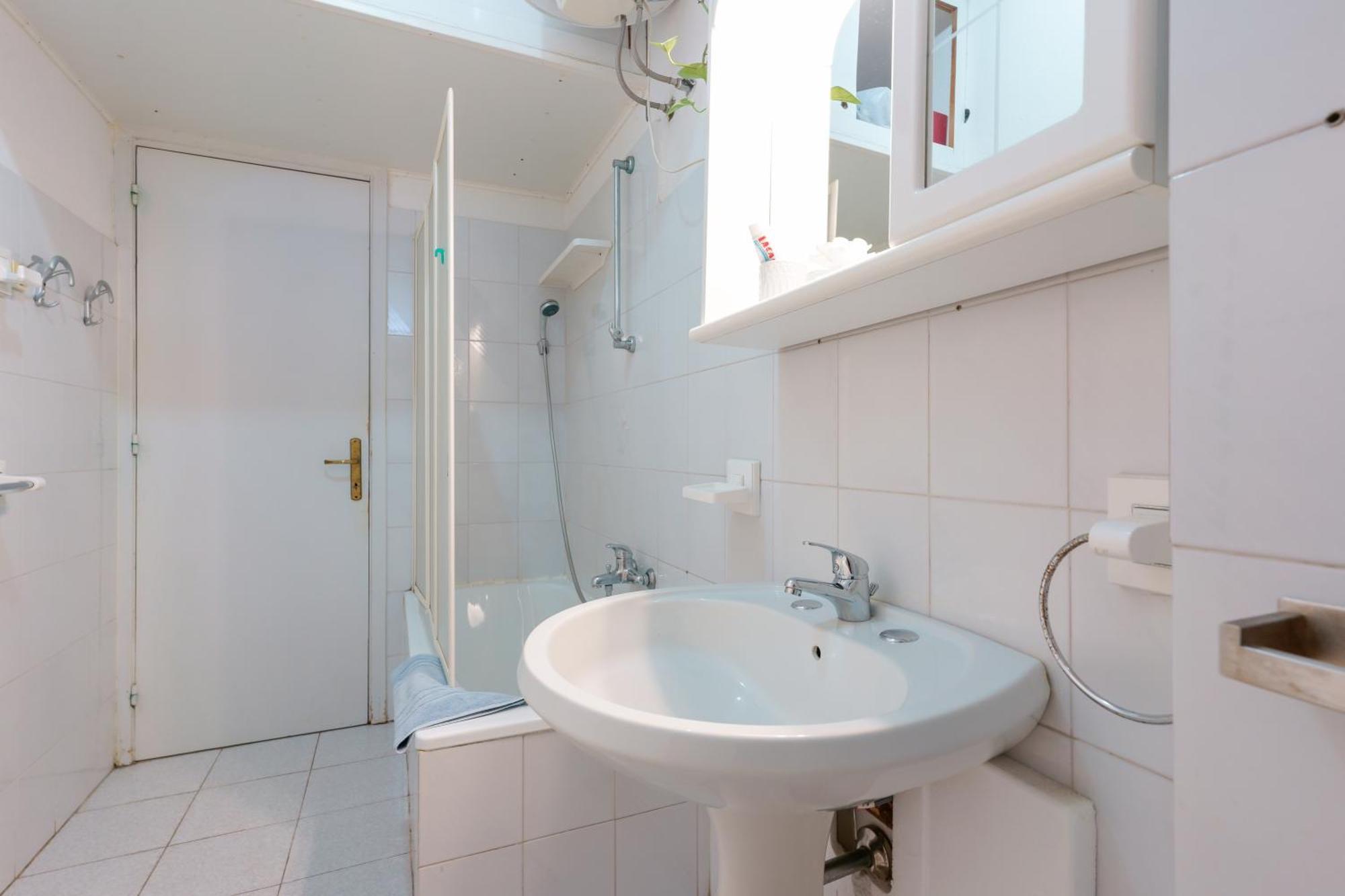 B&B Pothos - Eng Ita - Air Conditioning Wi-Fi Fridge Netflix Local Guide - Aria Condizionata, Frigo, Internet, Guida Locale كالياري المظهر الخارجي الصورة
